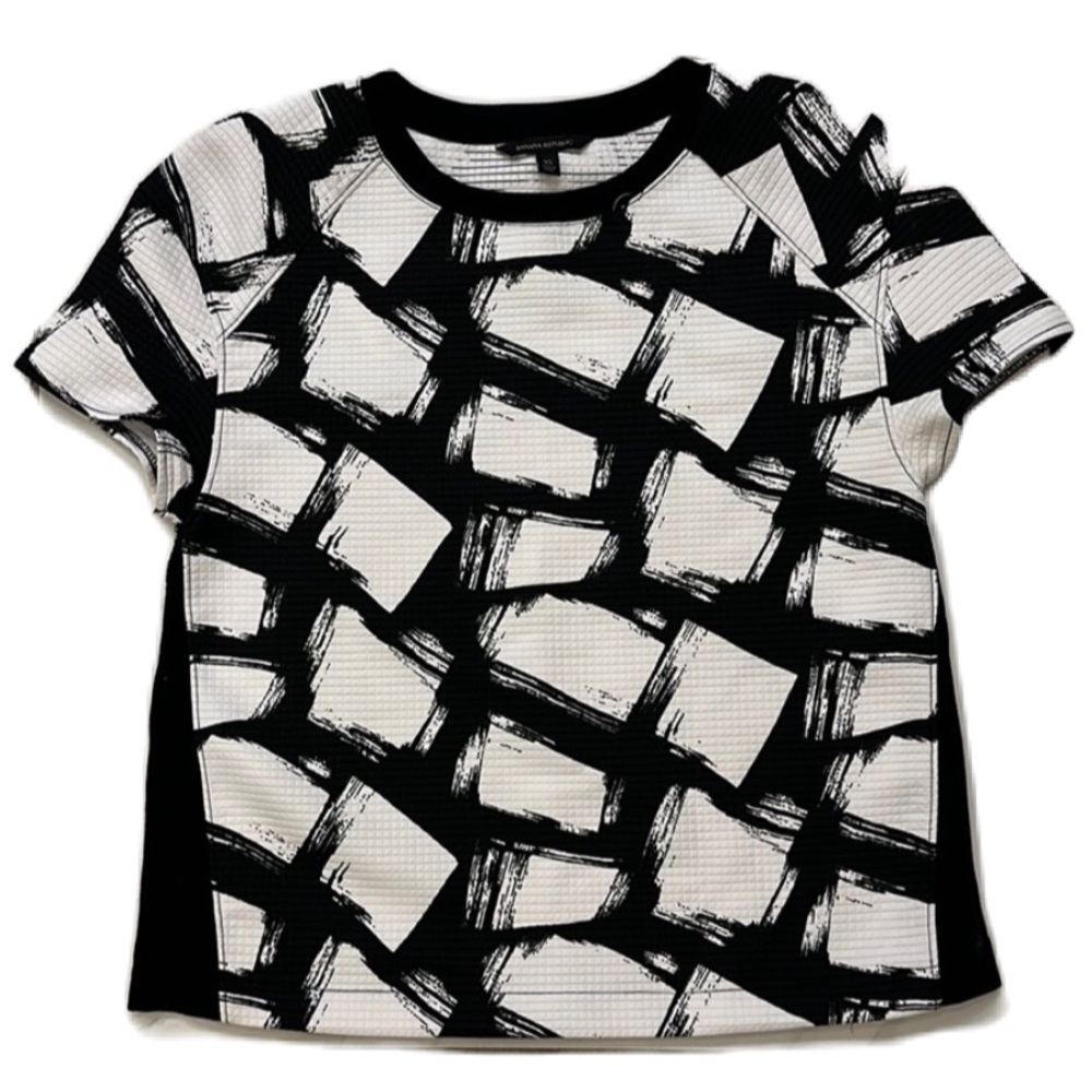 Banana republic black & white top size XS